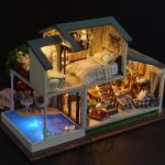 diy-miniature-dollhouse-london-holiday-2.jpg